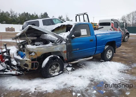 1999 Dodge Ram 1500 St из США, поврежденный, VIN 1B7HF16Y4XS168372